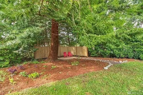 1 bed, 608 sqft, $1,711 — Photo 3
