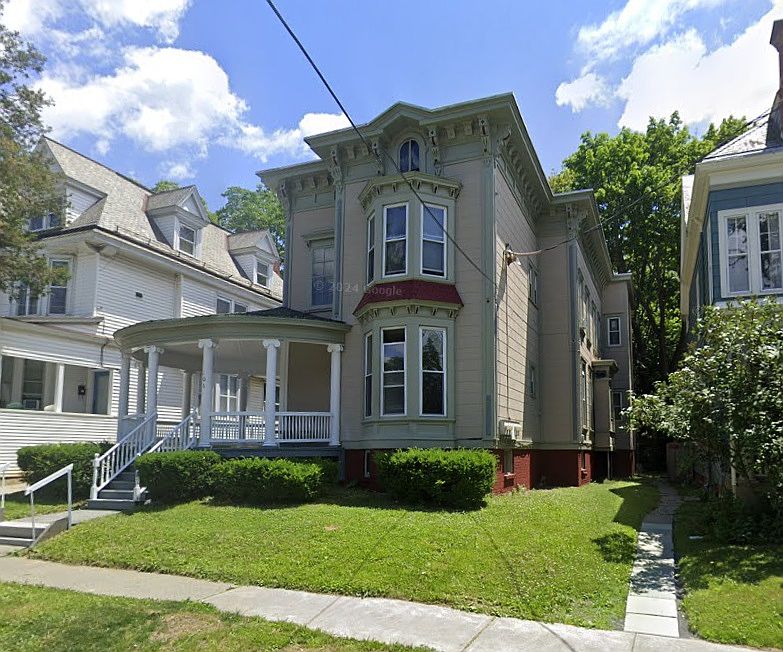 1st image of 106 S Lake Ave APT 2