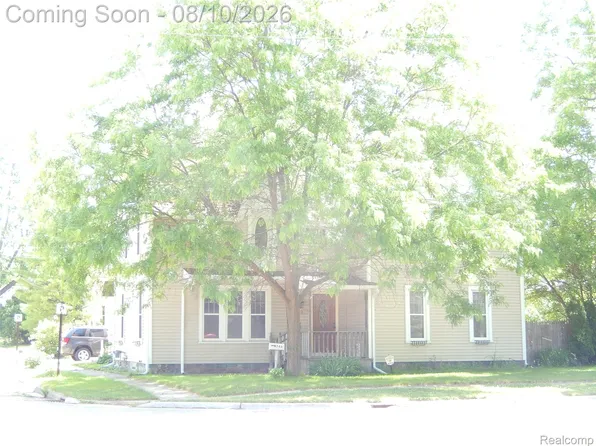 746 N Main St, Lapeer, MI 48446