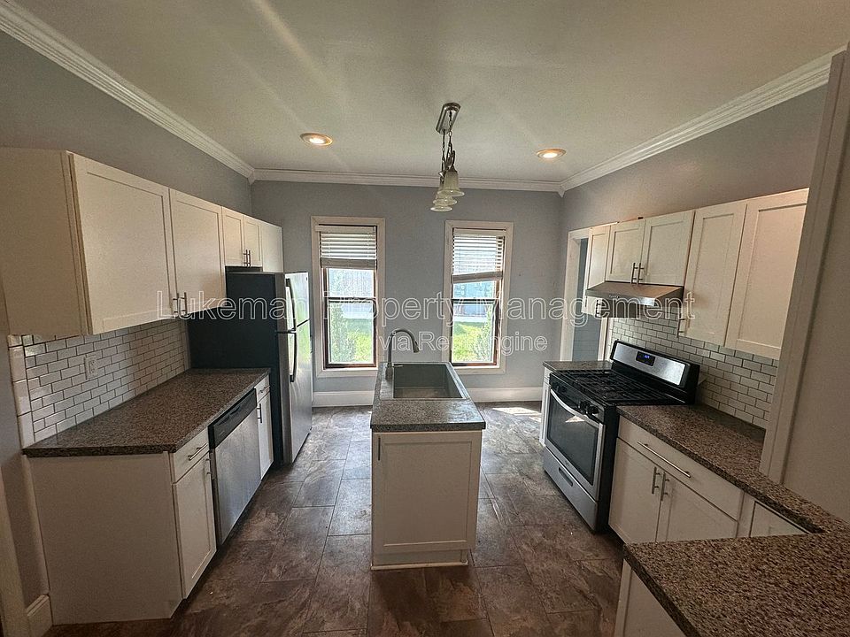 1st image of 605 W Kalamazoo Ave #1