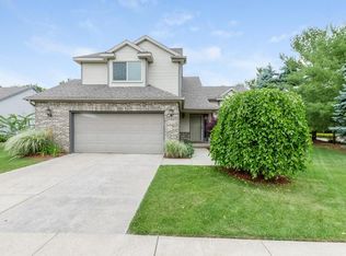 5197 Northfield Dr, Howell, MI 48843