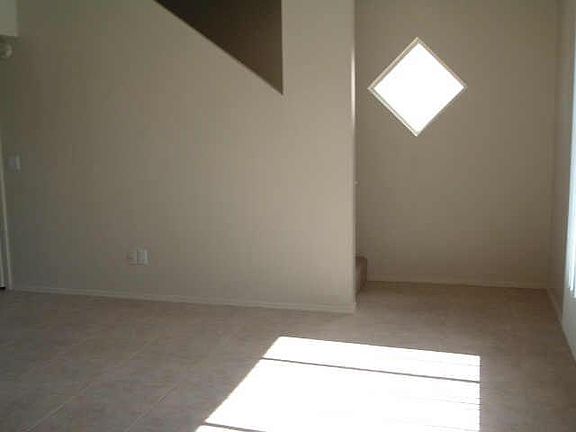 3rd image of 16728 E WESTBY Drive