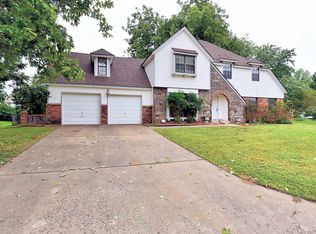 1417 W Ocala St, Broken Arrow, OK 74011