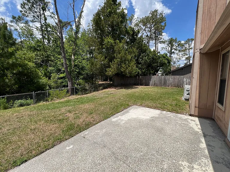 7820 Collins Ridge Blvd E — Photo 13
