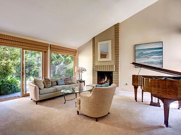 3rd image of 4826 Patrae St