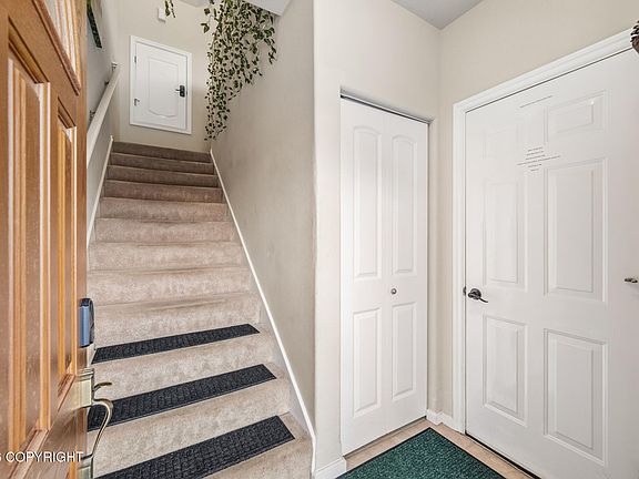 2nd image of 3824 Lee Ct