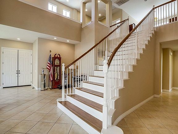 3rd image of 24431 Whitaker Way