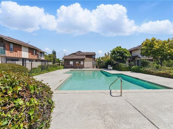 8028 Harrison St, Paramount, CA 90723