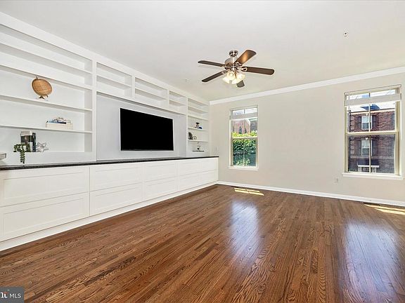 5th image of 9167 Landon House Ln