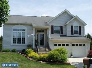 30 Derby Dr, Sewell, NJ 08080