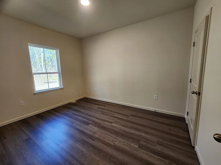 20963 Oregon St — Photo 10