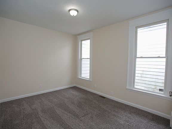 5th image of 3306 Northwestern Pkwy