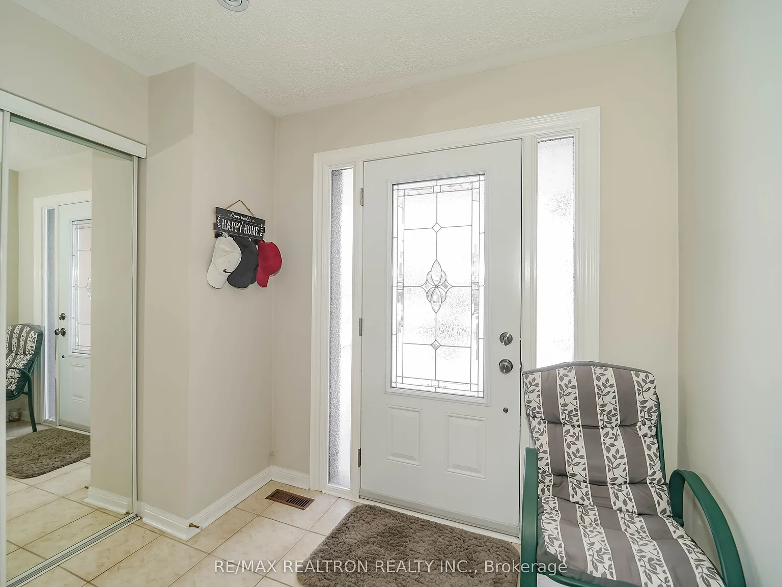 4 bed, $3,100 — Photo 3