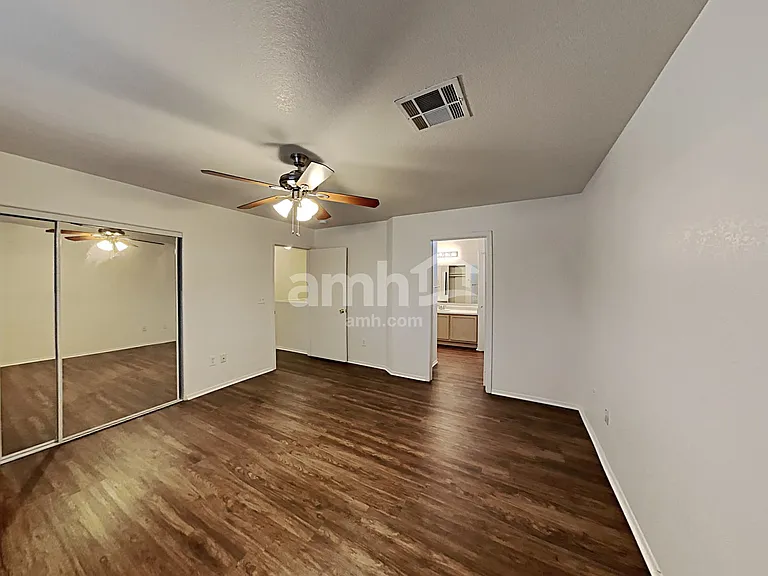 1310 S Red Rock St #A — Photo 9