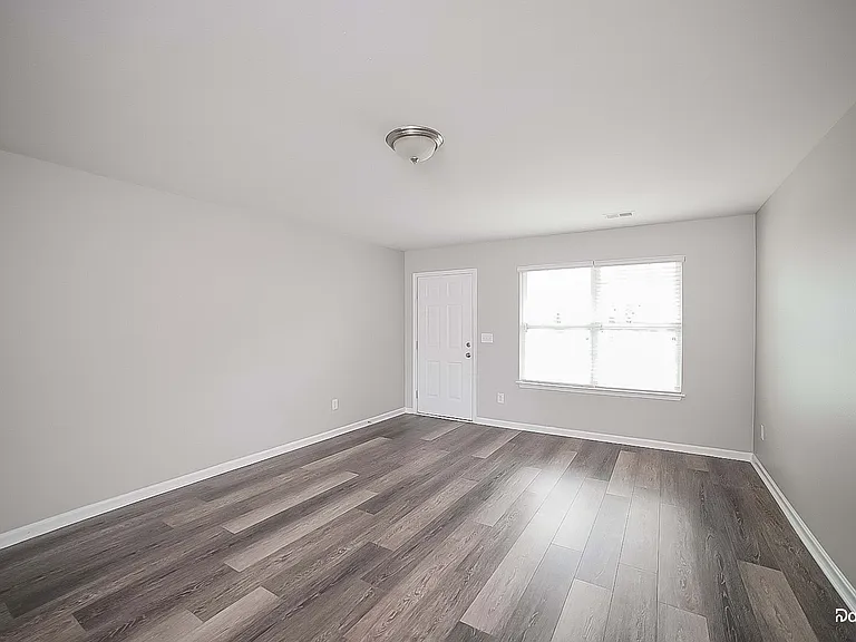 515 Salem Springs Dr — Photo 5