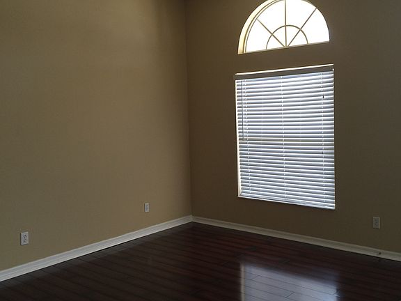 2nd image of 2612 Allwood Ave