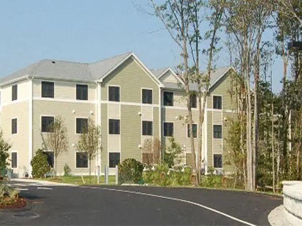679 Pond St #1274