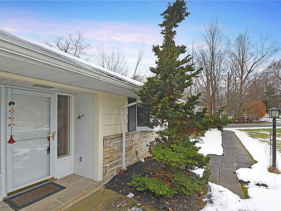2nd image of 31150 Fox Hollow Dr