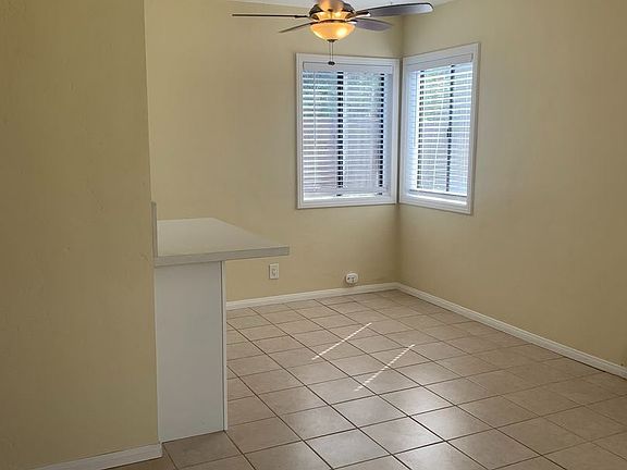 4th image of 871 Emerald St