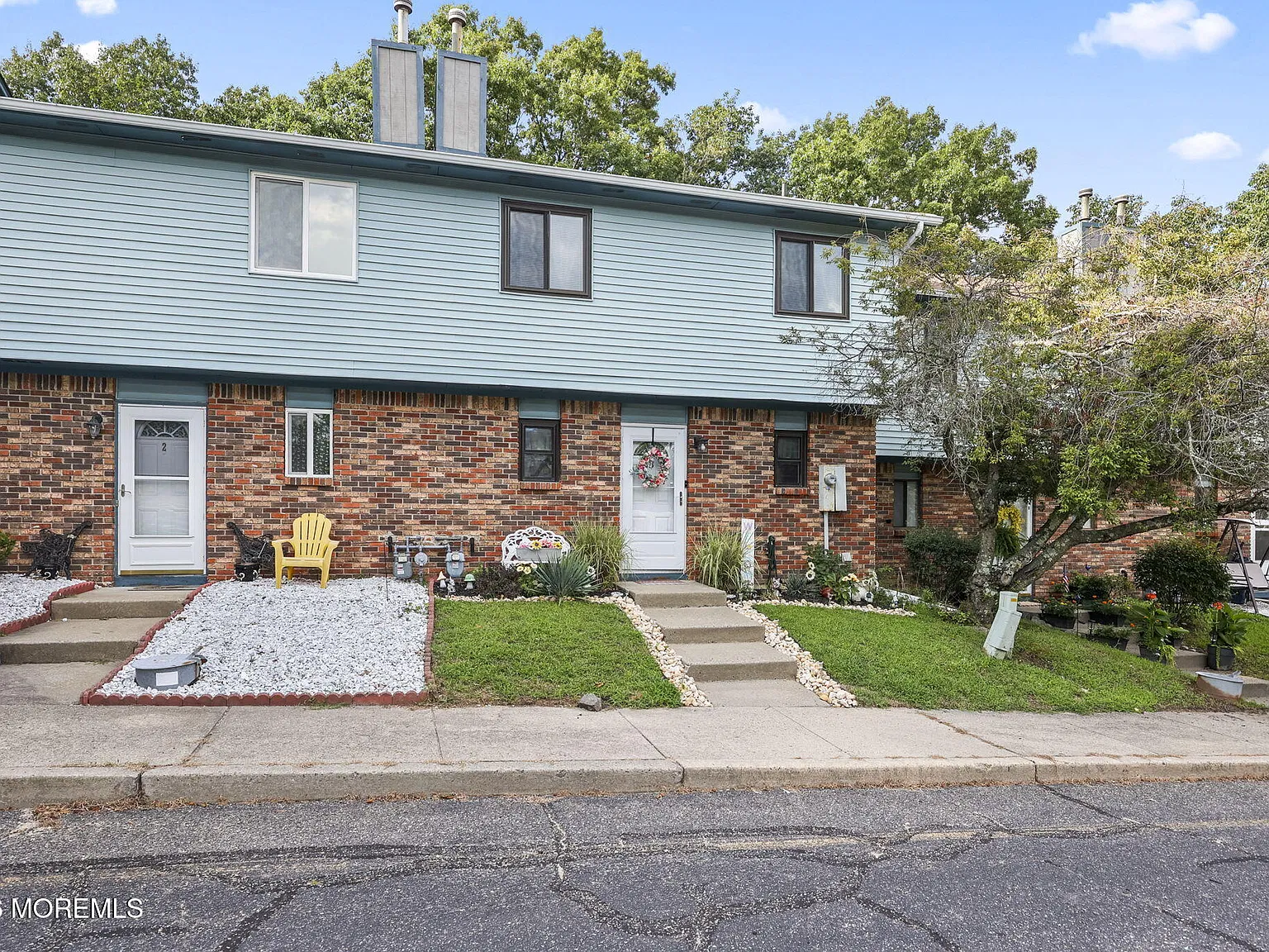 2 bed, 1.5 bath, 1276 sqft, $2,750 — Photo 2