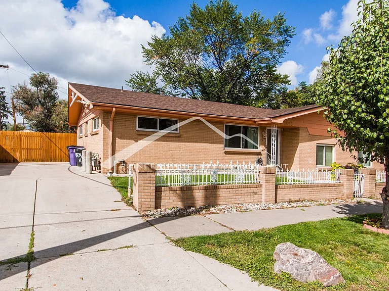 3625 Wolff St — Photo 2