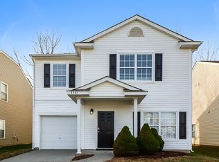 8341 Ainsworth St, Charlotte, NC 28216