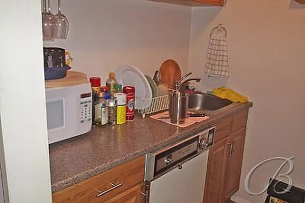 Rented by Bellmarc Realty | media 4