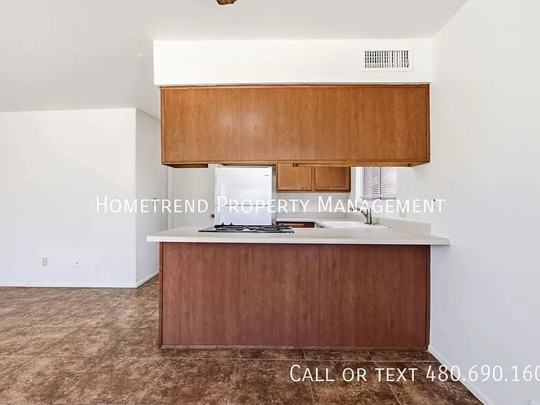 2510 E Dragoon Ave — Photo 12