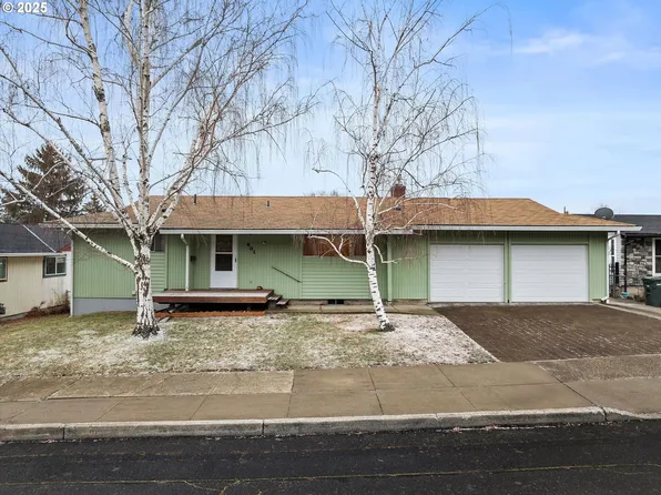 401 Meadow Ct, La Grande, OR 97850