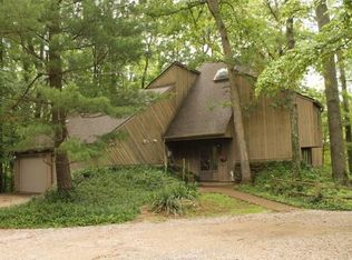 2471 Scarce O Fat Ridge Rd, Nashville, IN 47448