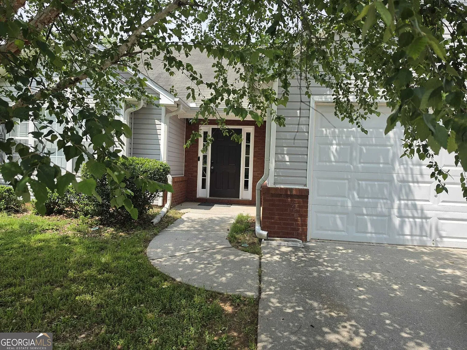3 bed, 2.5 bath, 1320 sqft, $1,850 — Photo 2