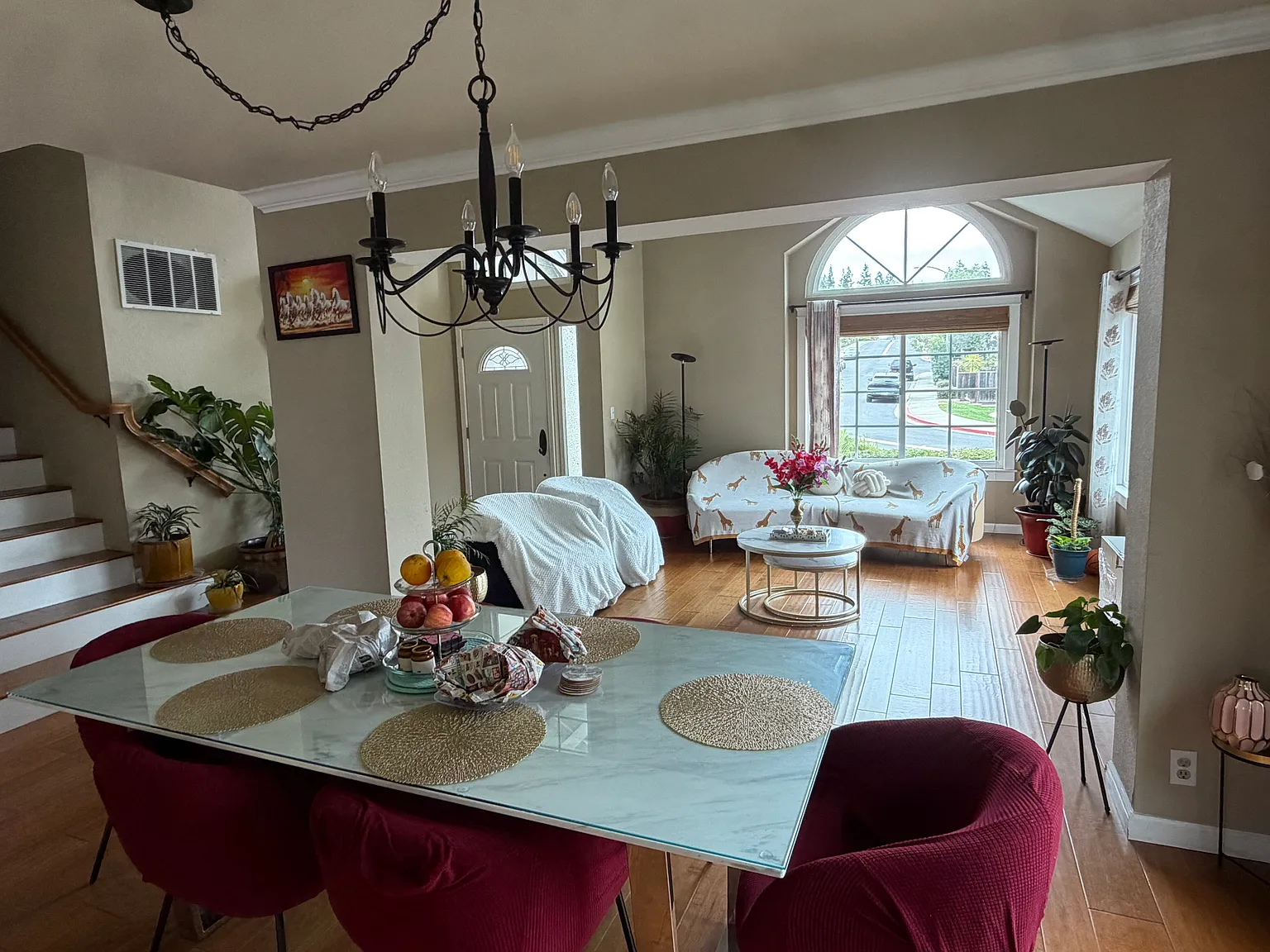 3 bed, 1981 sqft, $4,700 — Photo 4