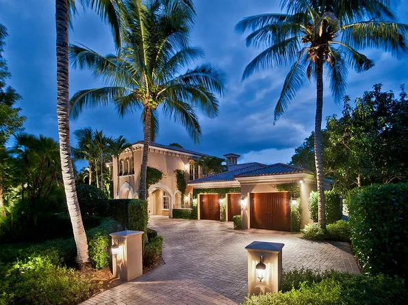 1460 Nautilus Rd, Naples, FL 34102