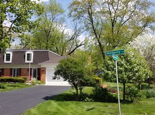 3S261 Mulberry Ln, Glen Ellyn, IL