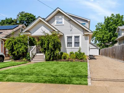 2536 Washington Avenue, Oceanside, NY, 11572