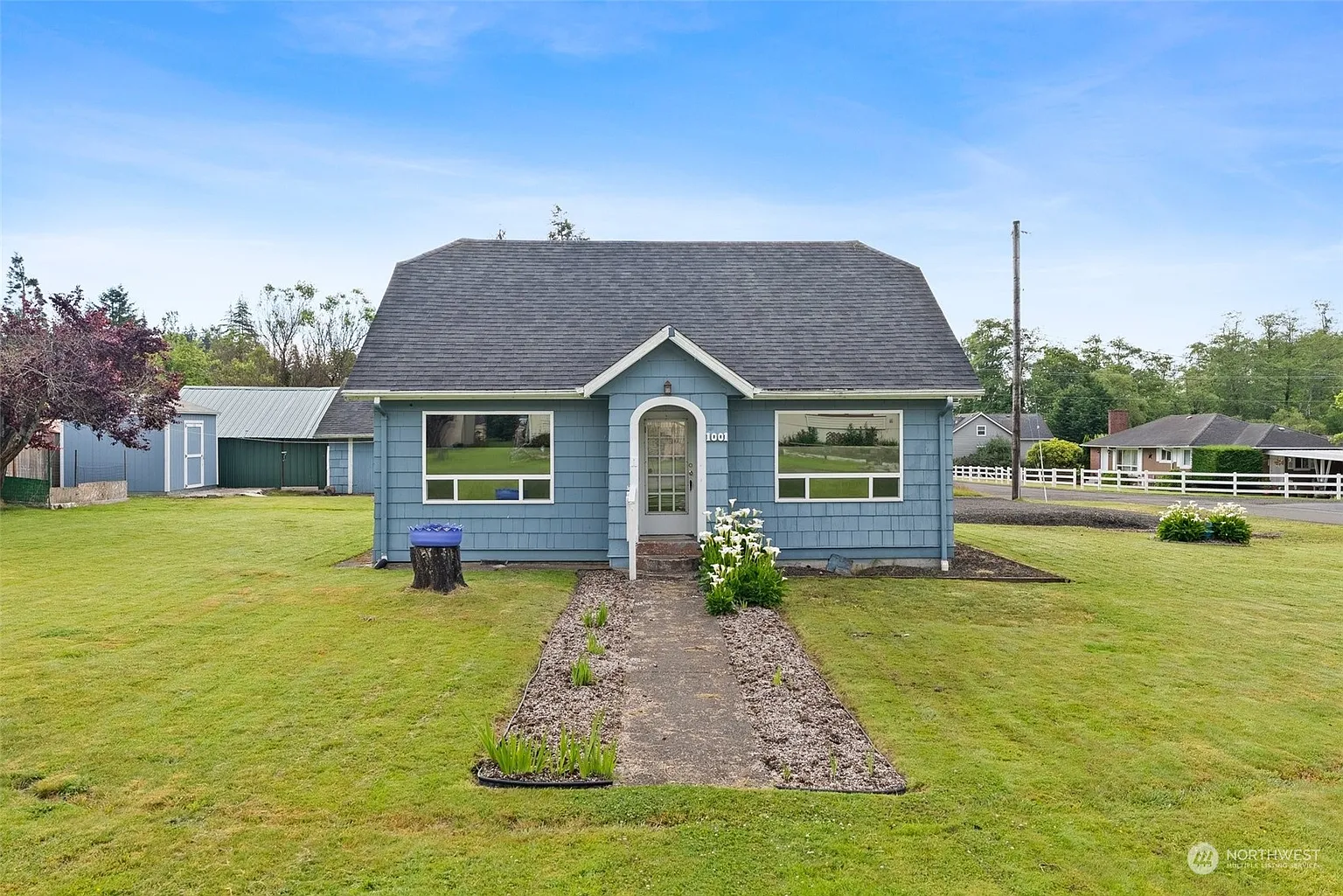 1001 Howard Street photo 1