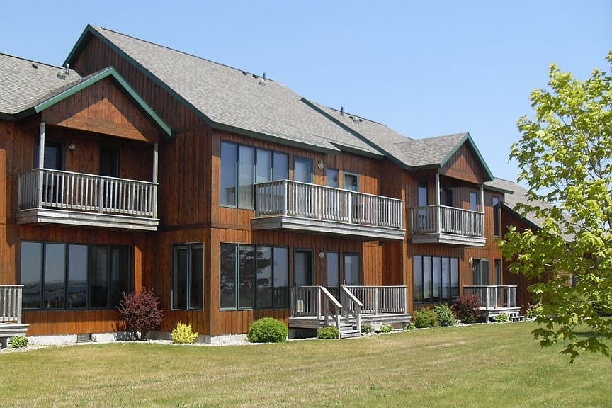 1st image of 396 Harbor View Dr APT 4