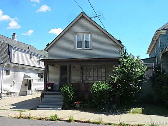 2nd image of 56 Saratoga St