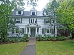 40 Hickory Dr, Maplewood, NJ 07040