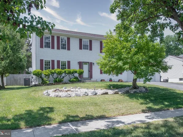 13305 Coldwater Dr, Fort Washington, MD 20744