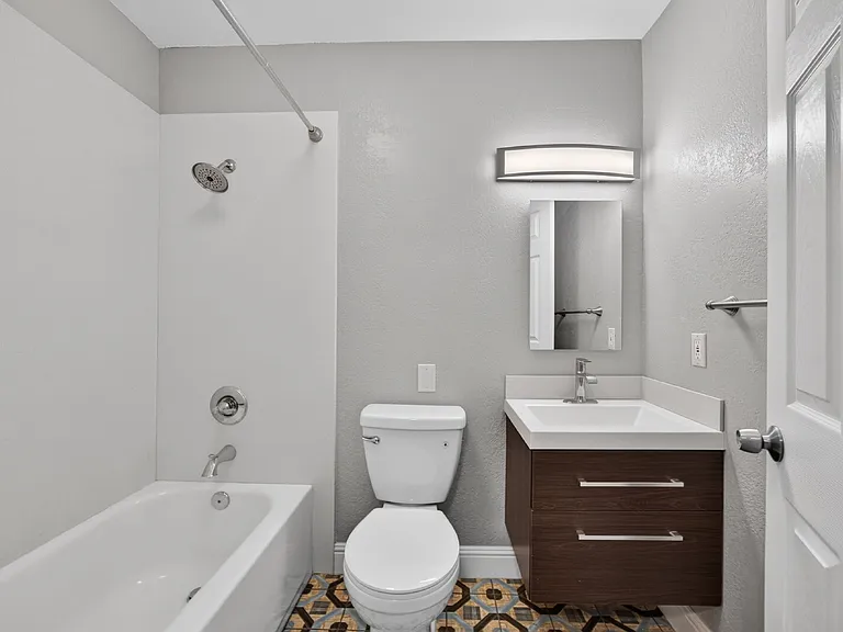6260 Cavan Dr #3 — Photo 20