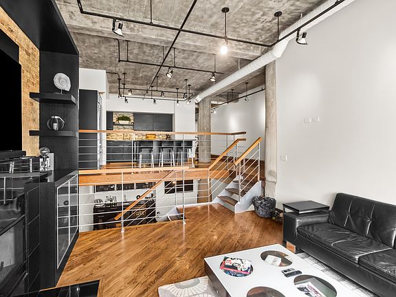 5th image of 1830 Ridge Ave APT 103