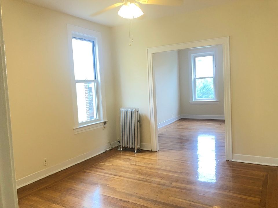 1st image of 30-42 33rd St #3