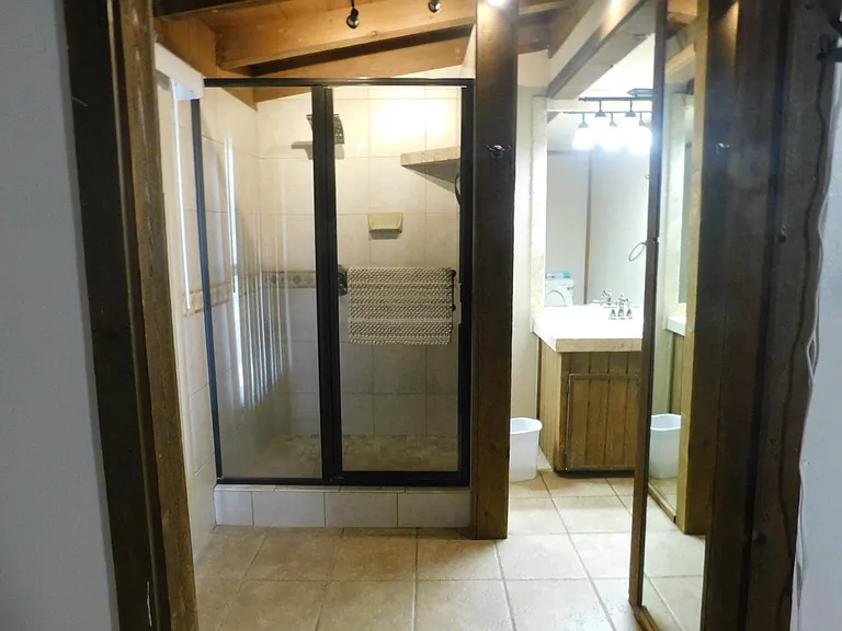 1 Creekwood Cir — Photo 38