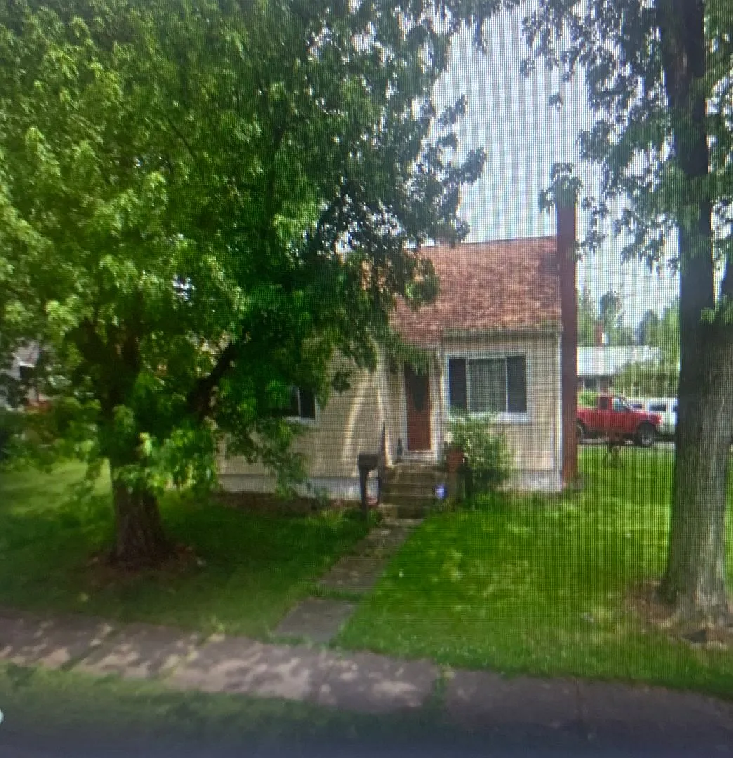 One Floor Living - 3 Bedrooms with 2-Car Garage — Photo 1