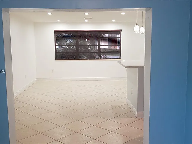 8351 Johnson St — Photo 17