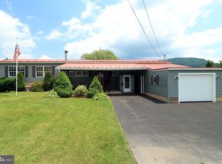 216 Kennedy Ave, Mill Hall, PA 17751