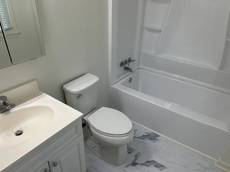 903 Park Ter — Photo 9