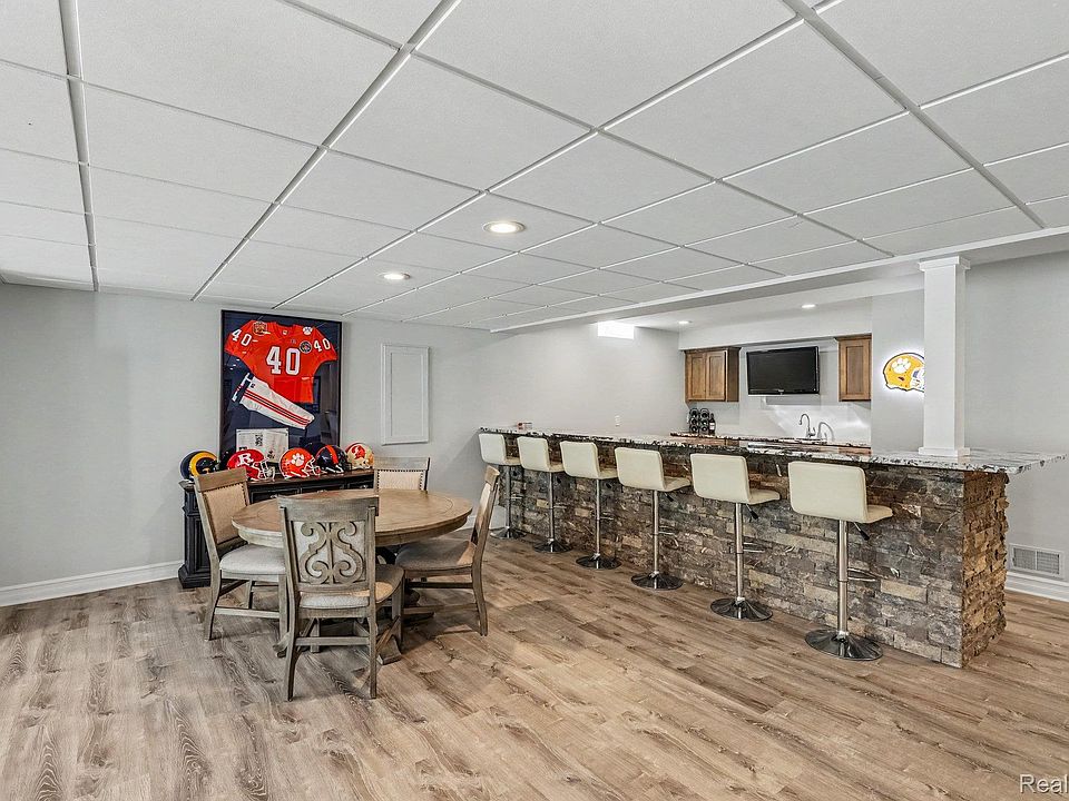 63746 Providence, photo 25