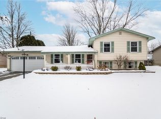 4875 New Rd, Youngstown, OH 44515